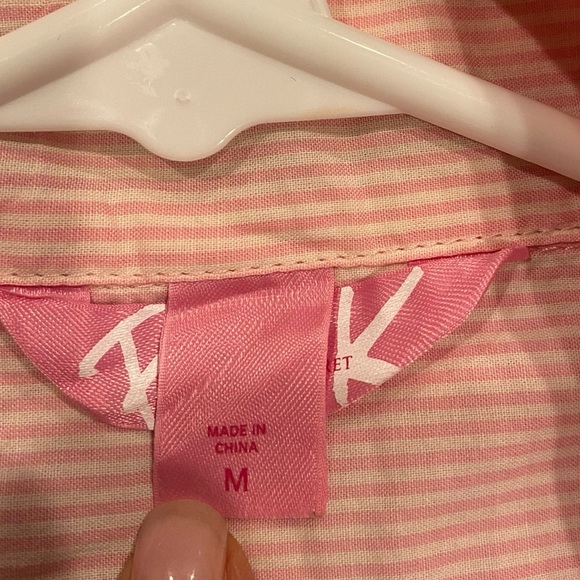 Victoria Secret’s Vintage Night Sleep Oversized Shirt Pink and White Size M - Picture 8 of 9